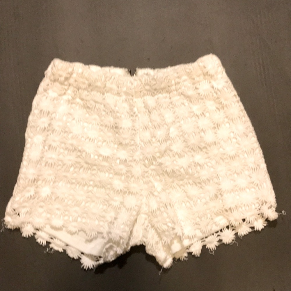 Crocheted shorts